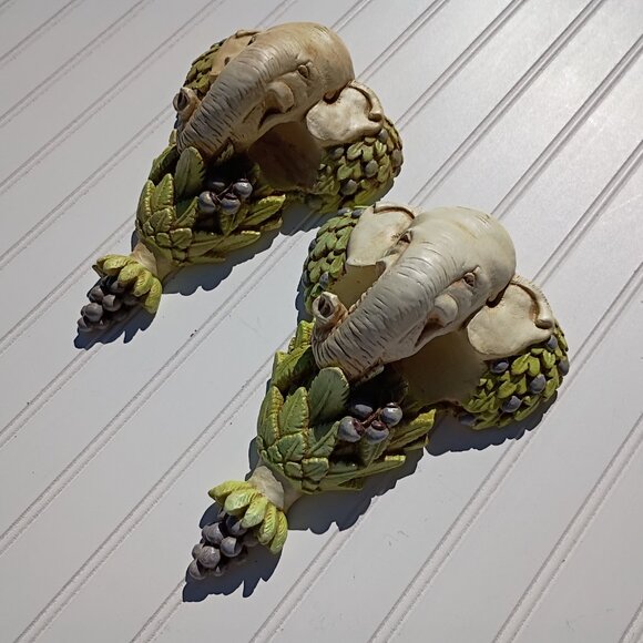 Vintage Pair of Elephant Brackets Drapery Sconce Corbels Chalkware MCM Wall Art - Picture 3 of 14